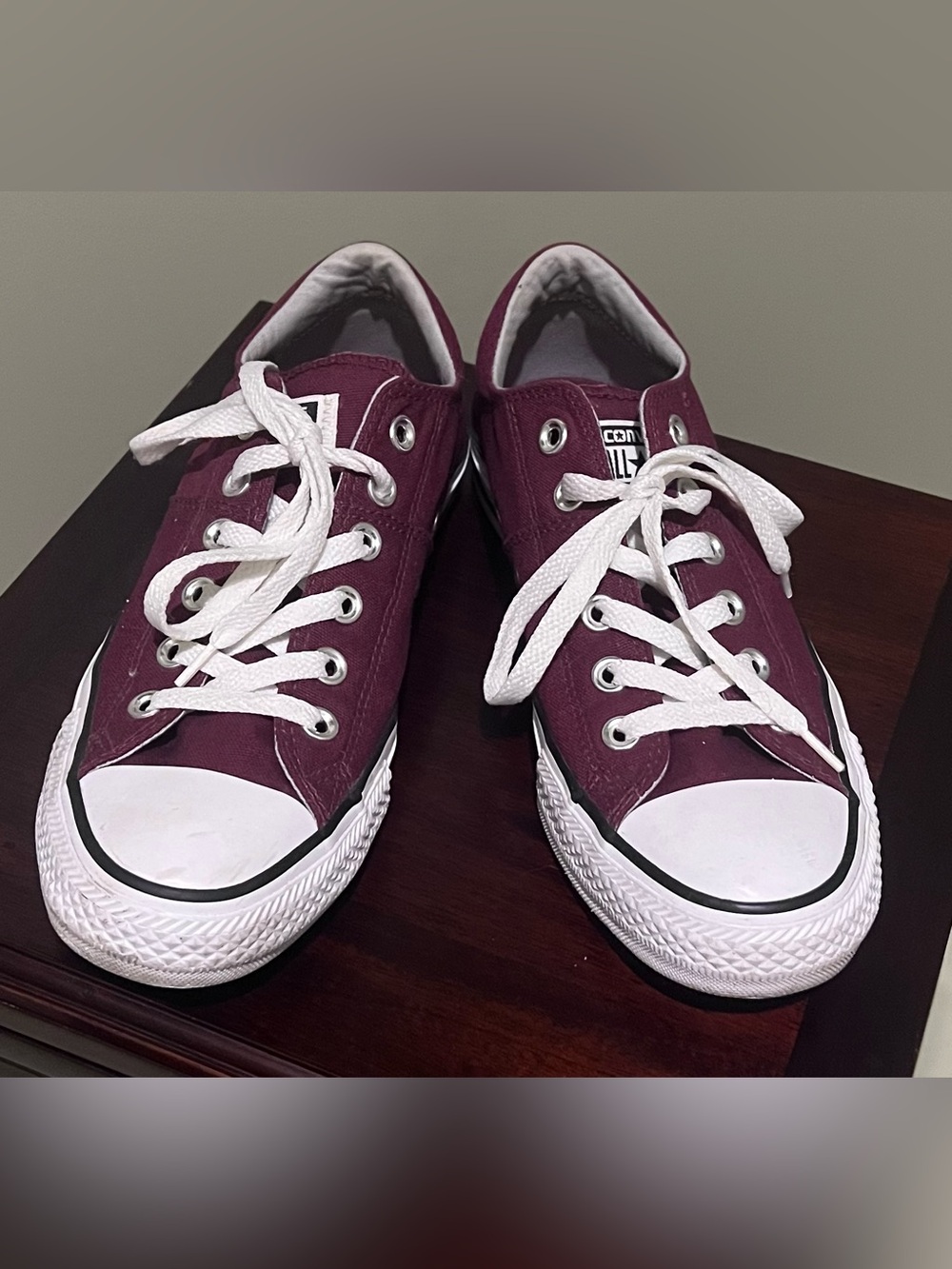 Converse Chuck Taylor All Star Low Top in Maroon/Burgundy colorway (Style Code: